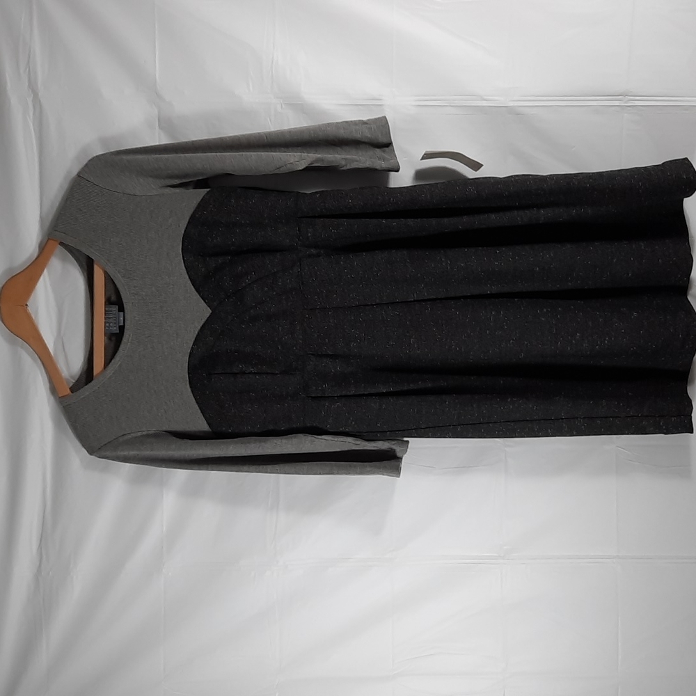 NWT rabbit rabbit rabbit Gray/Charcoal dress SZ 8